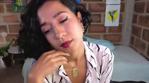 Isabela Paz online show from June 1, 3:03 pm