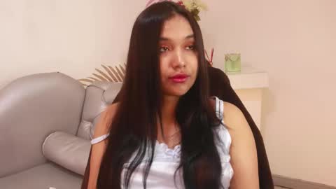   online show from February 27, 12:49 pm