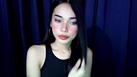 Snapshot of isabelle_willis chatting on November 19, 3:01 pm Isabelle online show from November 19, 3:01 pm