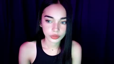 Snapshot of isabelle_willis chatting on November 22, 8:24 am Isabelle online show from November 22, 8:24 am