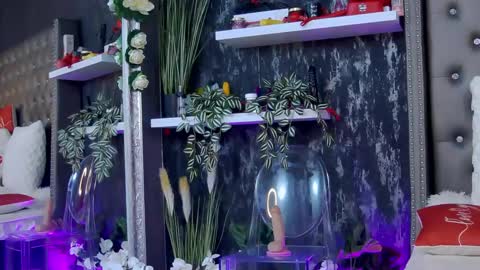 IsabelleEthan online show from February 6, 2:55 am