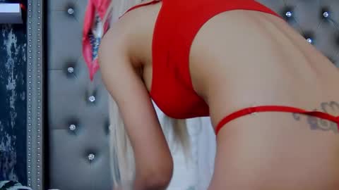 IsabelleEthan online show from February 24, 3:02 am