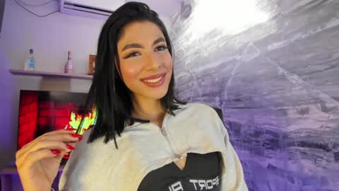 Snapshot of isabellefoxx chatting on January 11, 5:20 am Isa online show from January 11, 5:20 am