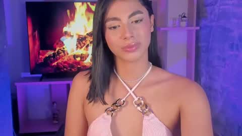 Snapshot of isabellefoxx chatting on February 22, 7:12 am Isa online show from February 22, 7:12 am