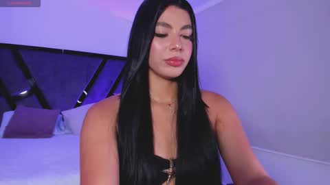 Snapshot of isabellefoxx chatting on October 13, 9:48 pm Isa online show from October 13, 9:48 pm