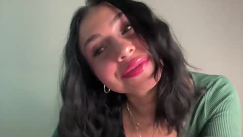 isabellekinsley online show from November 8, 12:00 am