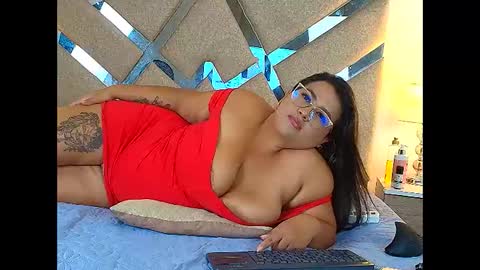 IsabellMendez online show from April 14, 10:05 pm