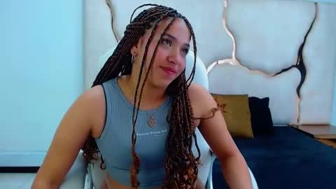 isabellrodriguez18 online show from January 23, 4:41 am