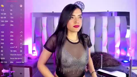 Snapshot of isadiazz chatting on October 26, 4:40 am Isa online show from October 26, 4:40 am