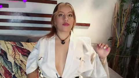 Isa online show from January 13, 1:05 pm