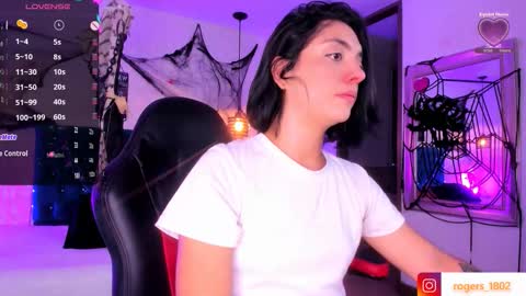 Snapshot of isarogers_dl chatting on October 17, 8:55 pm isabel online show from October 17, 8:55 pm