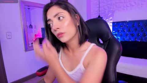 Snapshot of isarogers_dl chatting on November 11, 9:48 pm isabel online show from November 11, 9:48 pm