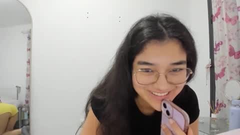 Isa Suarez online show from March 6, 10:28 pm