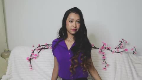 Snapshot of isauraangeletti chatting on October 12, 4:06 pm Selina online show from October 12, 4:06 pm