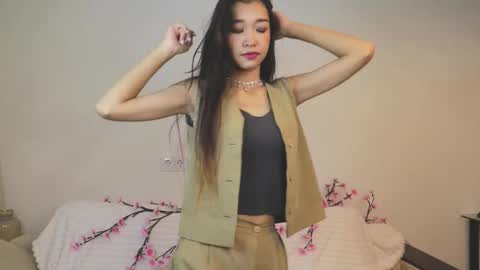 Snapshot of isauraangeletti chatting on October 15, 5:13 pm Selina online show from October 15, 5:13 pm