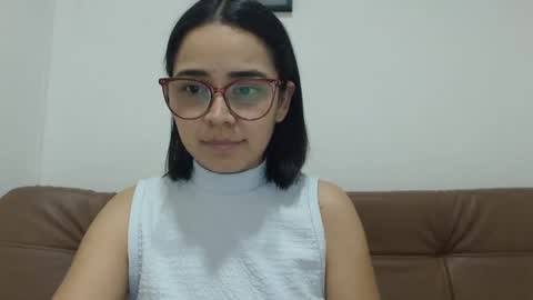 Emma online show from November 18, 3:23 am