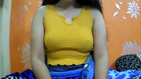 ishika_singh_ online show from January 19, 2:36 am