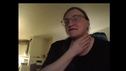 Snapshot of ishtartrans chatting on February 22, 12:05 am ishtartrans online show from February 22, 12:05 am