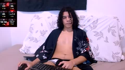 Isidro online show from July 11, 11:39 pm