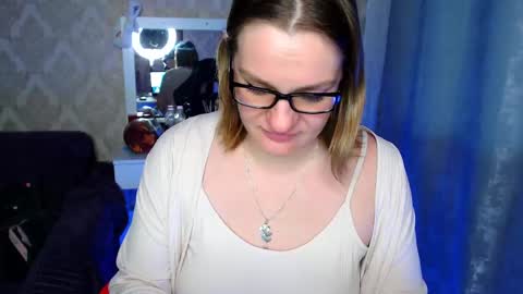 Snapshot of isingle_mom chatting on February 18, 1:54 am isingle_mom online show from February 18, 1:54 am