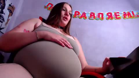 Snapshot of isingle_mom chatting on July 9, 7:23 am isingle_mom online show from July 9, 7:23 am