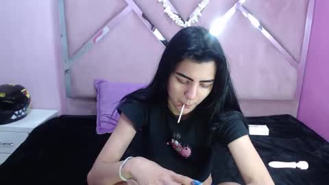 isisrousexx online show from December 12, 3:54 am