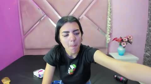 isisrousexx online show from February 16, 2:42 am