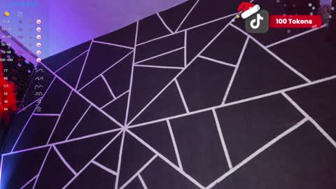 Isis Independent model online show from December 15, 11:01 am