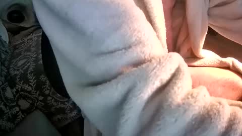 Iskarius online show from April 9, 9:31 pm