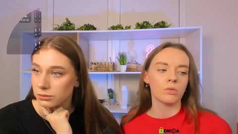 isla_dior online show from October 8, 8:56 am