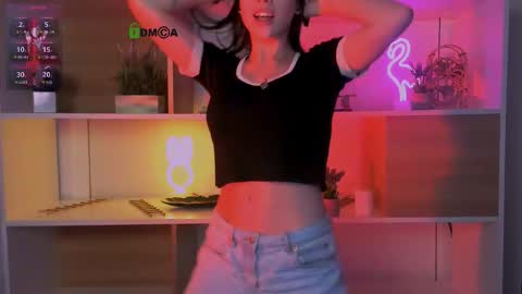 isla_dior online show from November 7, 3:56 pm