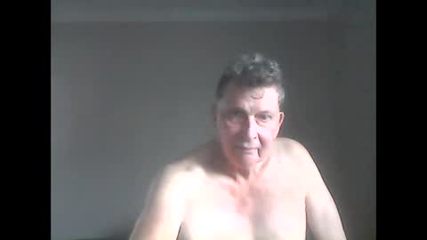 island625103 online show from January 29, 8:46 pm