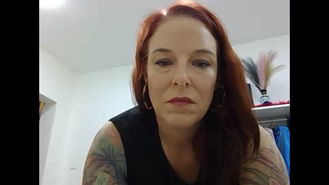 Snapshot of island_serena chatting on September 14, 12:59 pm Sexy Serena online show from September 14, 12:59 pm