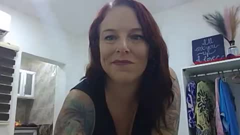 Snapshot of island_serena chatting on September 29, 5:51 pm Sexy Serena online show from September 29, 5:51 pm