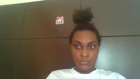 Snapshot of islanddesire390042 chatting on September 27, 4:45 pm islanddesire390042 online show from September 27, 4:45 pm