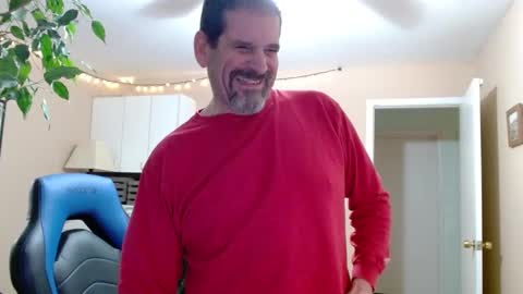 Snapshot of islandguy70 chatting on December 12, 9:48 pm Jim online show from December 12, 9:48 pm