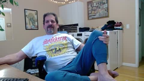 Snapshot of islandguy70 chatting on January 21, 9:25 pm Jim online show from January 21, 9:25 pm