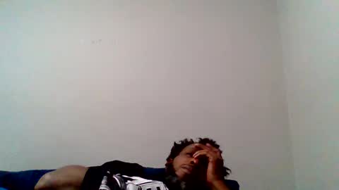 Snapshot of islandmaker chatting on November 7, 7:08 am islandmaker online show from November 7, 7:08 am