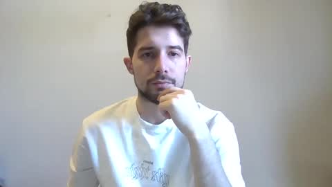 islaysince97 online show from April 6, 11:22 am