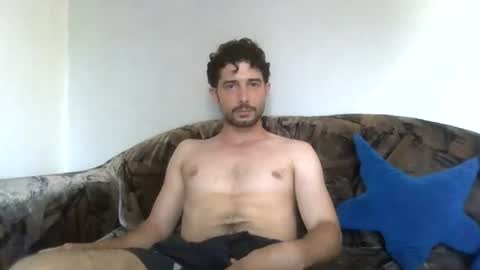 islaysince97 online show from July 18, 1:59 pm