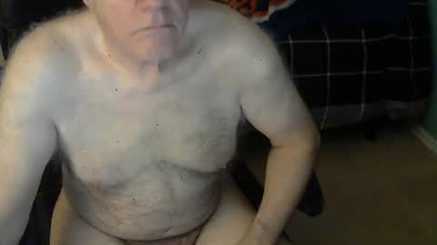 islesman22 online show from December 11, 10:25 am