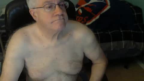 islesman22 online show from February 3, 10:25 am