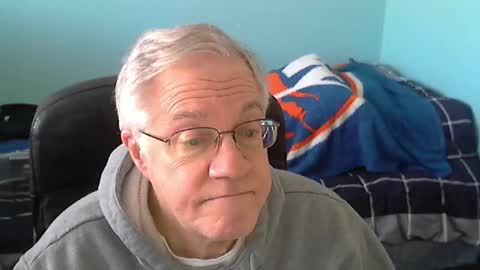 islesman22 online show from February 22, 5:46 pm