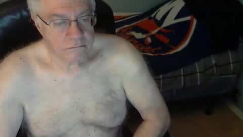 Snapshot of islesman22 chatting on February 16, 11:06 am islesman22 online show from February 16, 11:06 am