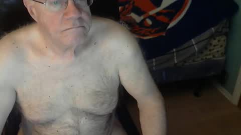 Snapshot of islesman22 chatting on February 26, 10:25 am islesman22 online show from February 26, 10:25 am