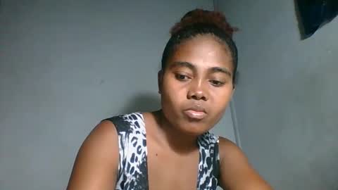 ismayrah online show from April 14, 11:55 pm