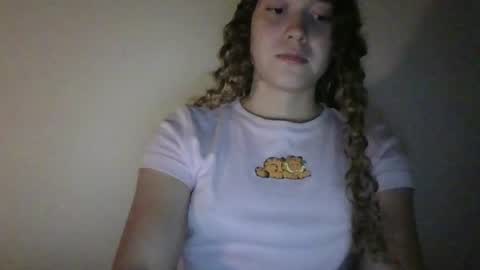 Snapshot of issa30213 chatting on July 8, 12:26 am Issa online show from July 8, 12:26 am