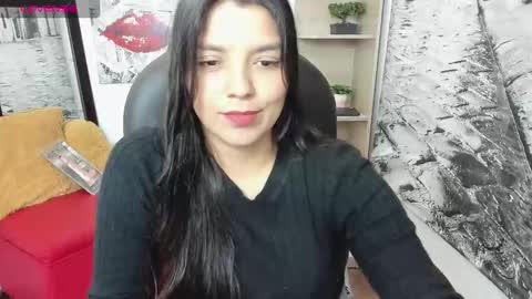 Issa  online show from November 13, 2:27 pm