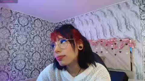 Issa online show from March 24, 3:33 am