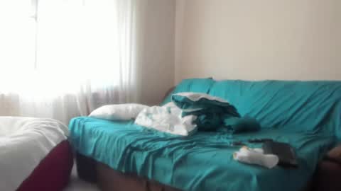 Issabelle online show from January 19, 9:13 am